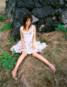 金瓶梅2在线观看A-里面太紧了第一次轻点疼