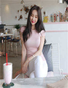红发女郎